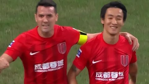 [德甲]莱比锡新星努萨：突破标签束缚，勇攀自我巅峰